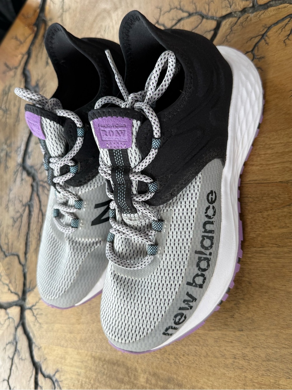 New Balance Fresh Foam Roav Trail Womens 7.5 Grey Black Running Shoes